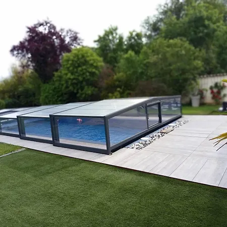 De Marthon, 10 Personnes *