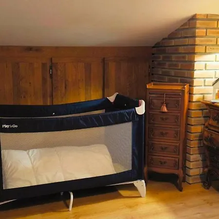 De Marthon, 10 Personnes Casa vacanze *